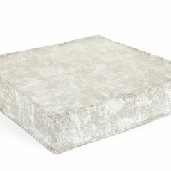 The Houndry Pet Beds Country Chase Sunbrella Acrylic Fabric Rectangular 47-in x 36-in Dog Bed (For Large)