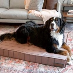 The Houndry Pet Beds Blushing Basset Sunbrella Acrylic Fabric Rectangular 47-in x 36-in Dog Bed (For Large) -Animal & Pet Care Online Shop 11171319